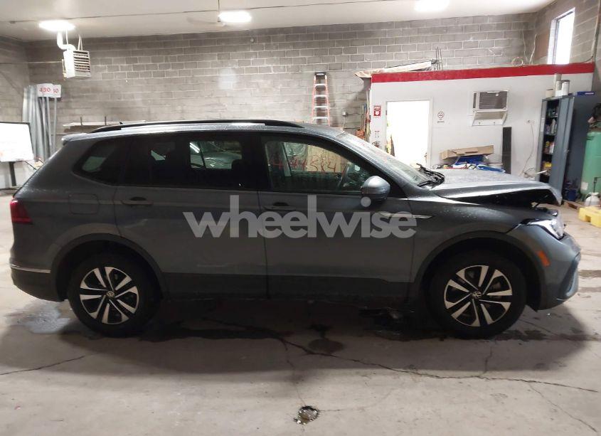Photo 13 of 2024 Volkswagen Tiguan 2.0T S (VIN 3VVFB7AX0RM183789)