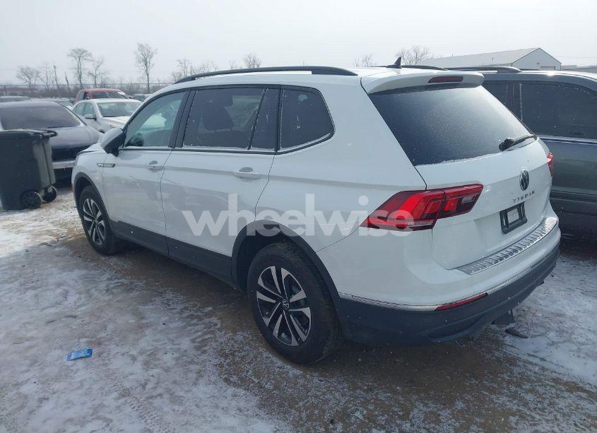 Photo 3 of 2024 Volkswagen Tiguan 2.0T S (VIN 3VVFB7AX1RM103822)