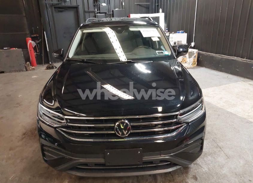Photo 6 of 2024 Volkswagen Tiguan 2.0T S (VIN 3VVFB7AX2RM134769)