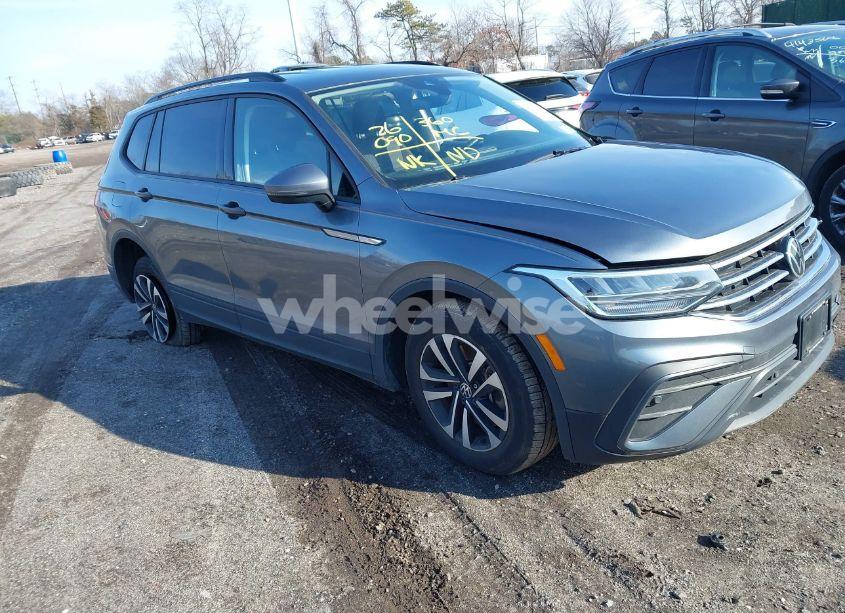 2023 Volkswagen Tiguan 2.0T S (VIN 3VVFB7AX3PM072196) main photo