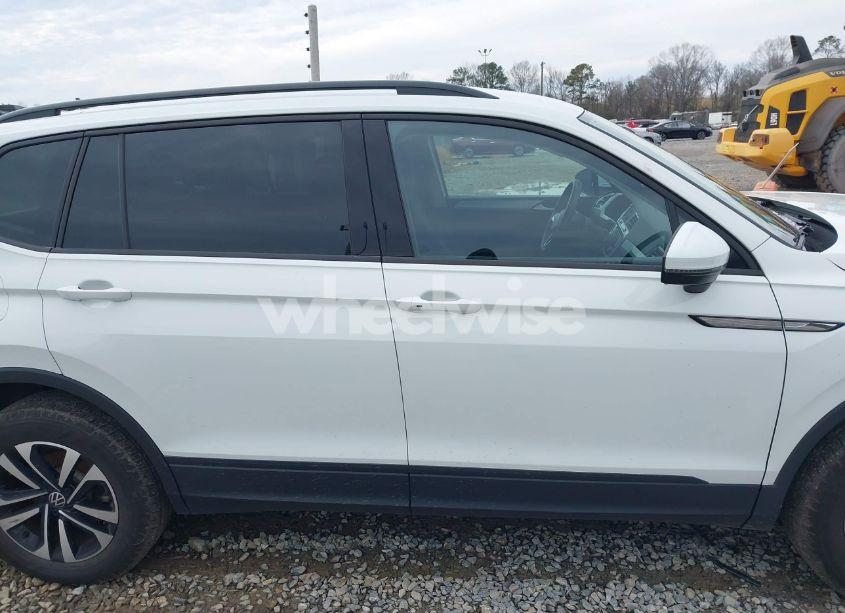Photo 13 of 2024 Volkswagen Tiguan 2.0T S (VIN 3VVFB7AX9RM029971)