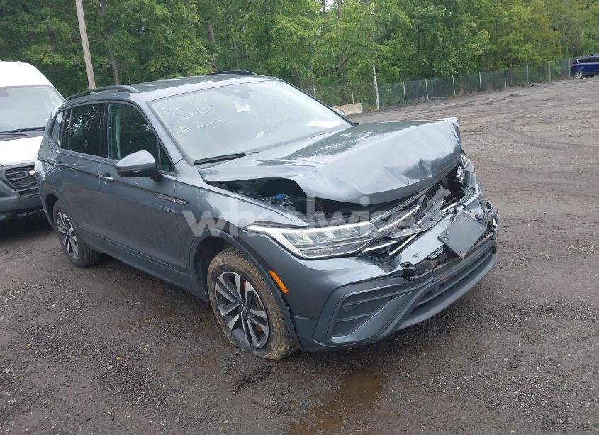 2024 Volkswagen Tiguan 2.0T S (VIN 3VVFB7AX9RM041943) main photo