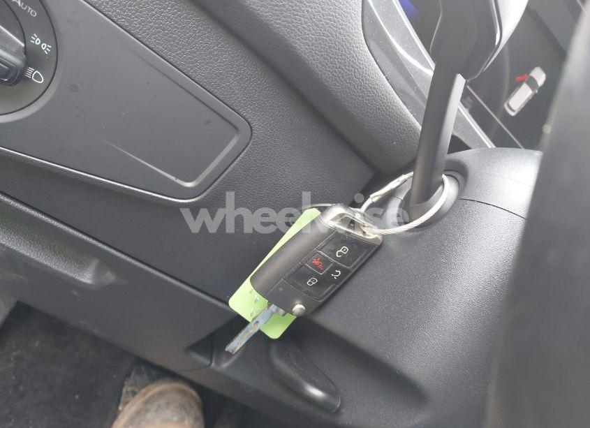 Photo 11 of 2024 Volkswagen Tiguan 2.0T S (VIN 3VVFB7AX9RM041943)