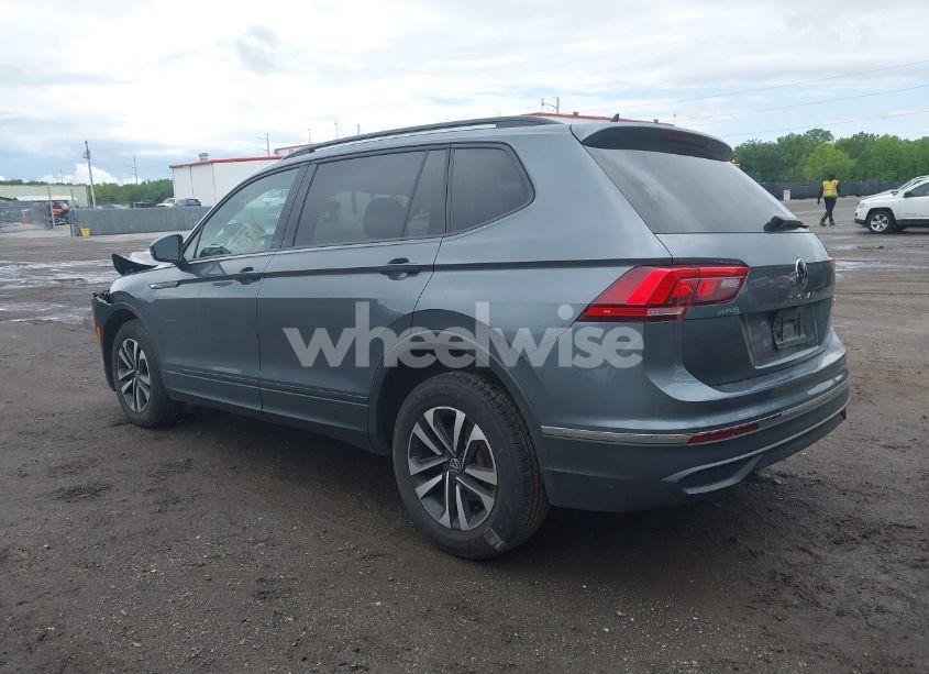 Photo 3 of 2024 Volkswagen Tiguan 2.0T S (VIN 3VVFB7AX9RM041943)