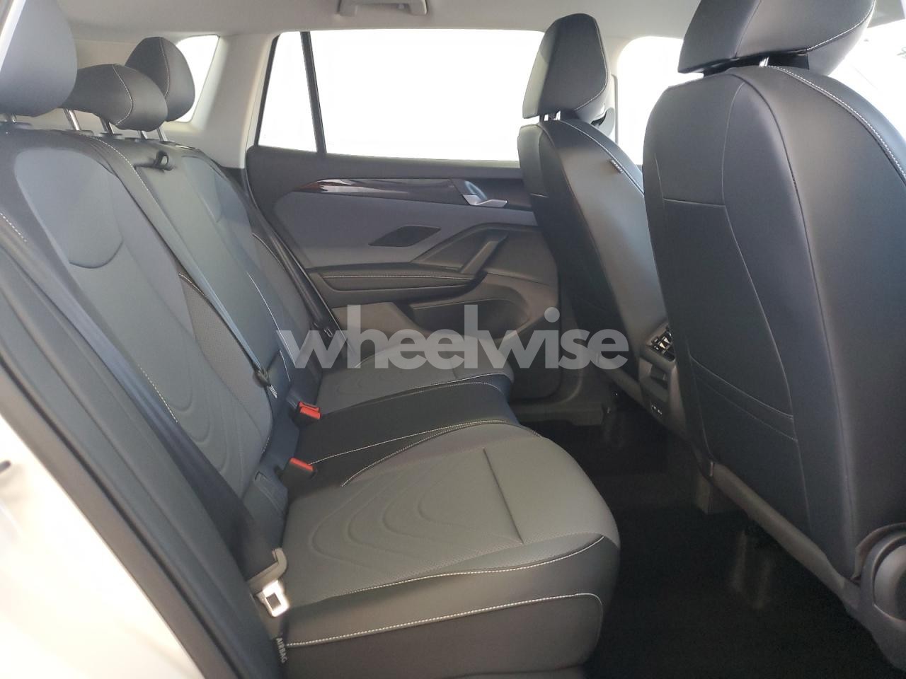 Photo 11 of 2026 VOLKSWAGEN TIGUAN SE (VIN 3VVFR7RM4TM007471)