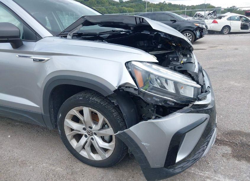 Photo 6 of 2023 Volkswagen Taos 1.5T S (VIN 3VVFX7B2XPM320576)