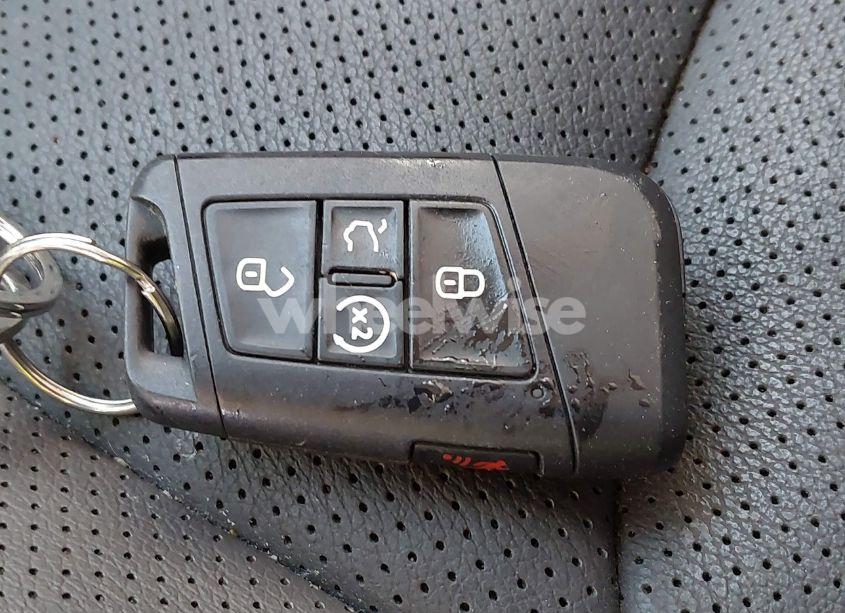 Photo 11 of 2022 Volkswagen Taos 1.5T SEL (VIN 3VVGX7B29NM001350)