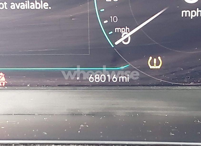 Photo 15 of 2022 Volkswagen Taos 1.5T SEL (VIN 3VVJX7B23NM020157)