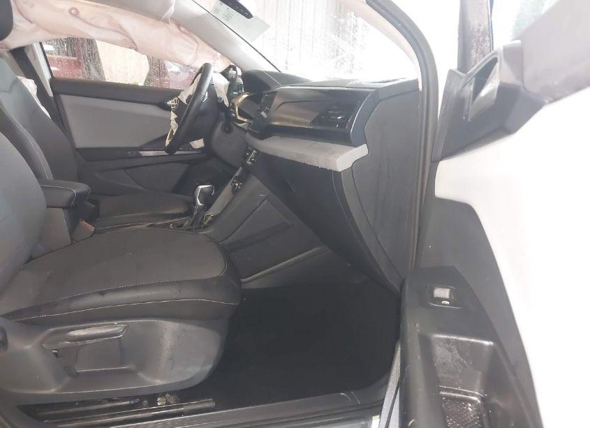 Photo 5 of 2022 Volkswagen Taos 1.5T SE (VIN 3VVLX7B20NM067610)
