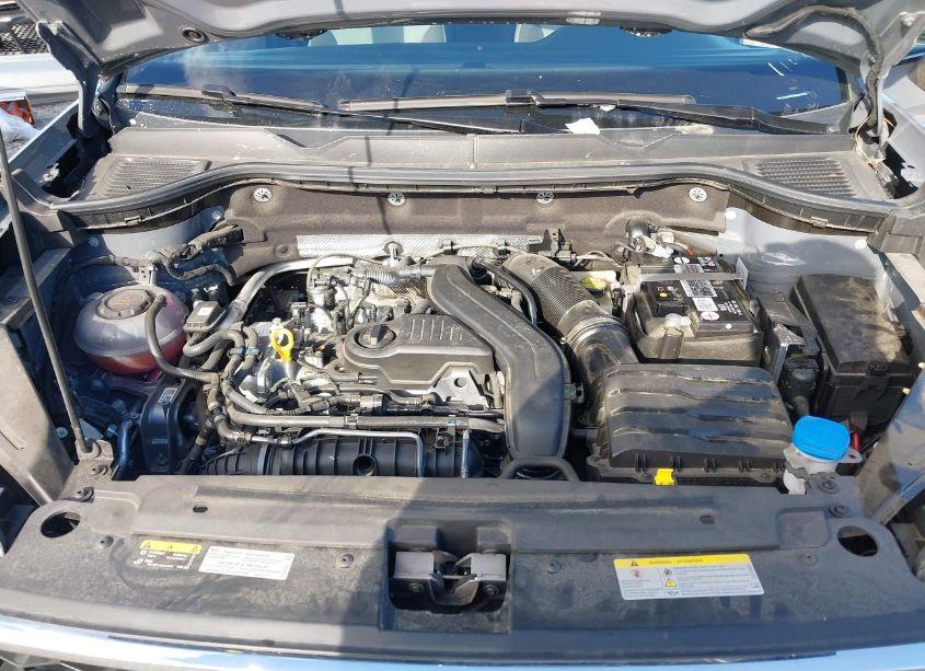 Photo 10 of 2022 Volkswagen Taos 1.5T SE (VIN 3VVLX7B20NM093253)