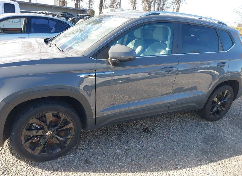 Photo 13 of 2022 Volkswagen Taos 1.5T SE (VIN 3VVLX7B20NM093253)