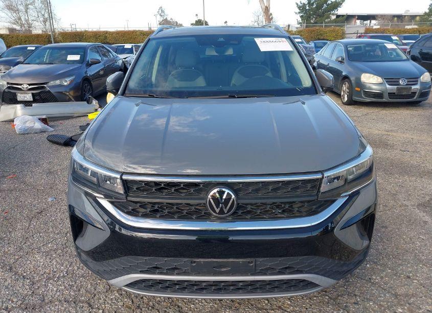 Photo 6 of 2022 Volkswagen Taos 1.5T SE (VIN 3VVLX7B20NM093253)