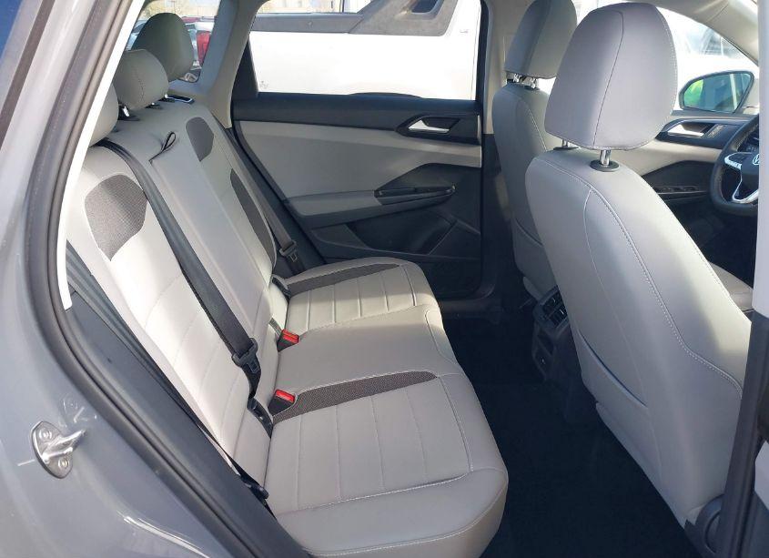 Photo 8 of 2022 Volkswagen Taos 1.5T SE (VIN 3VVLX7B20NM093253)