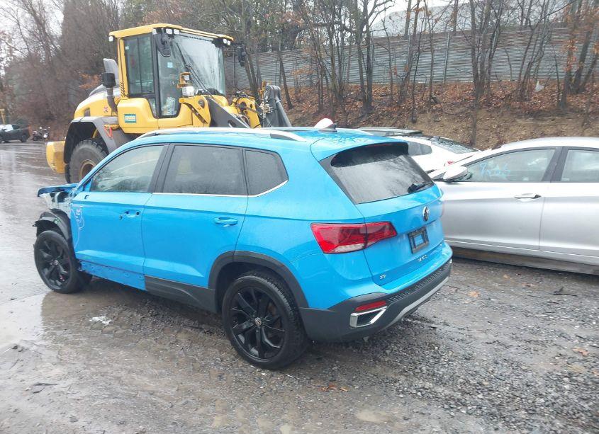 Photo 15 of 2022 Volkswagen Taos 1.5T SE (VIN 3VVLX7B22NM040697)