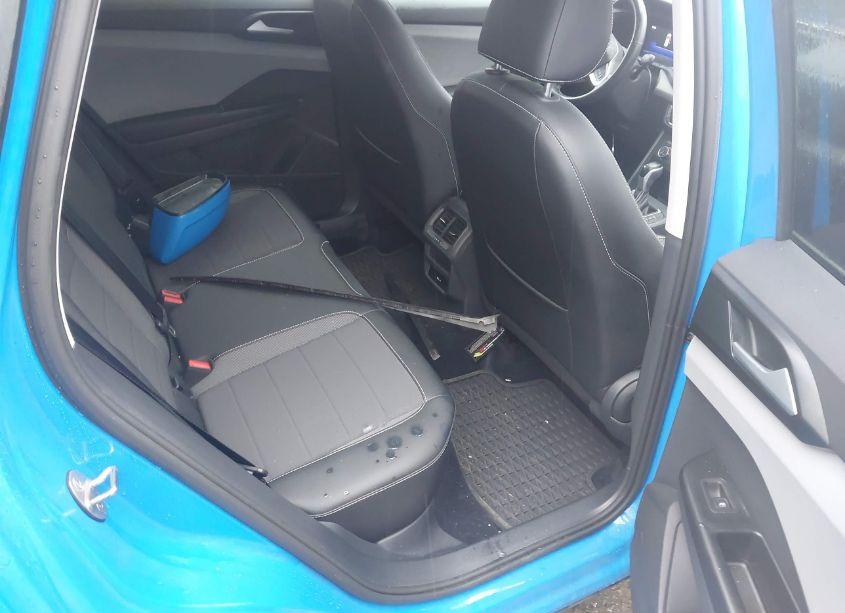 Photo 8 of 2022 Volkswagen Taos 1.5T SE (VIN 3VVLX7B22NM040697)