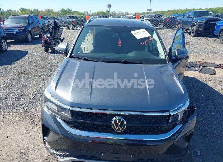 Photo 12 of 2022 Volkswagen Taos 1.5T SE (VIN 3VVLX7B23NM083106)