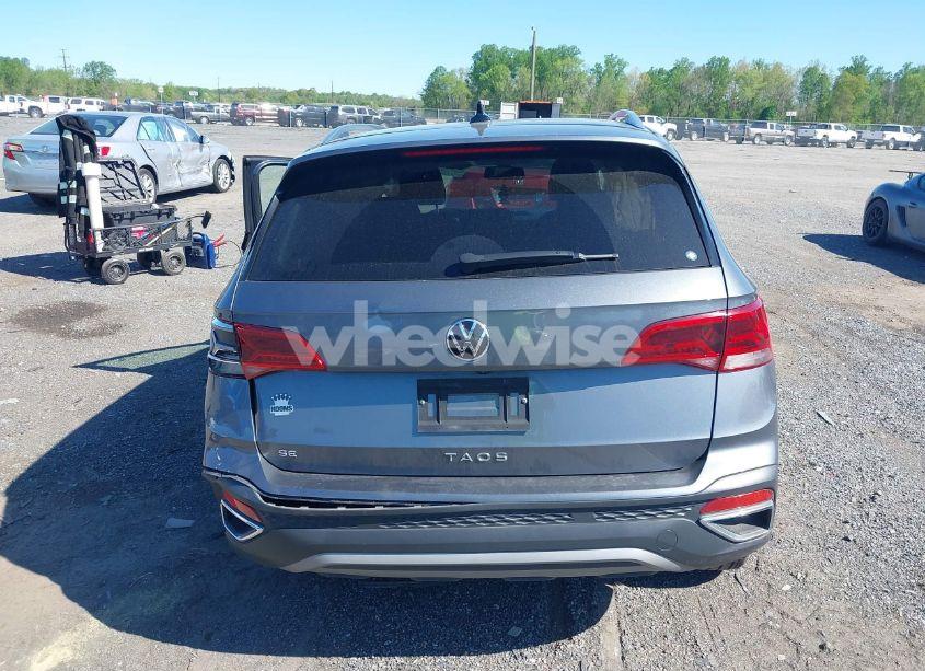 Photo 16 of 2022 Volkswagen Taos 1.5T SE (VIN 3VVLX7B23NM083106)
