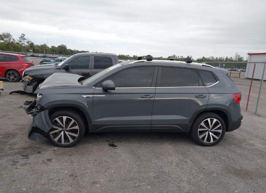 Photo 14 of 2022 Volkswagen Taos 1.5T SE (VIN 3VVLX7B24NM087892)
