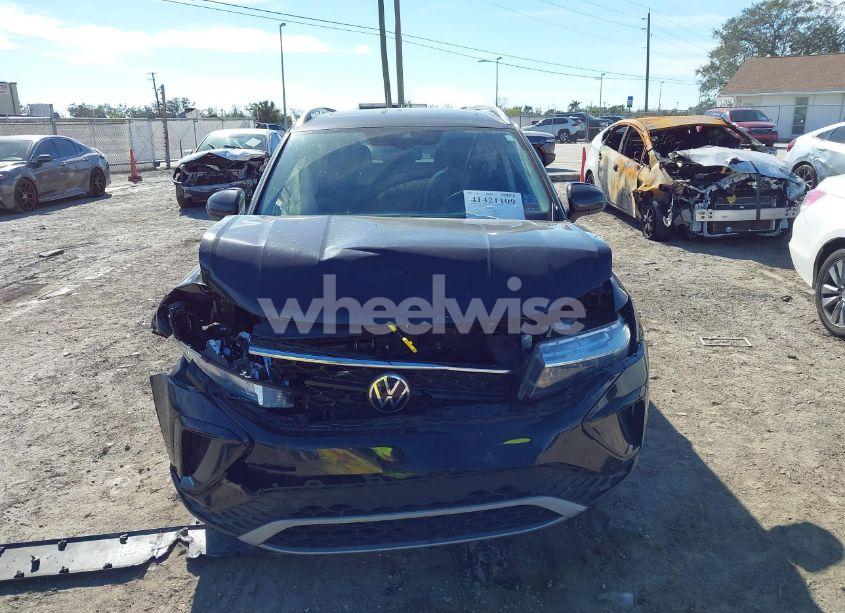 Photo 11 of 2022 Volkswagen Taos 1.5T SE (VIN 3VVLX7B25NM002848)