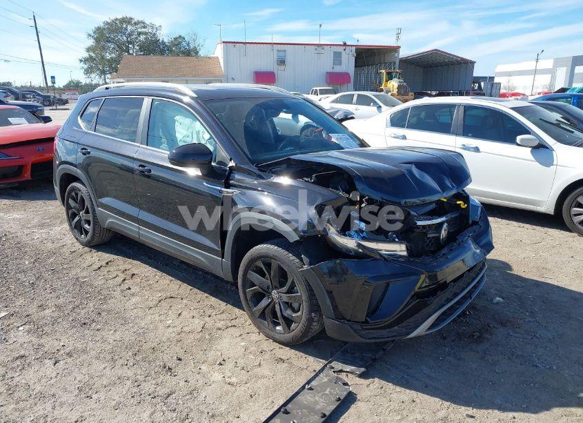 Photo 17 of 2022 Volkswagen Taos 1.5T SE (VIN 3VVLX7B25NM002848)