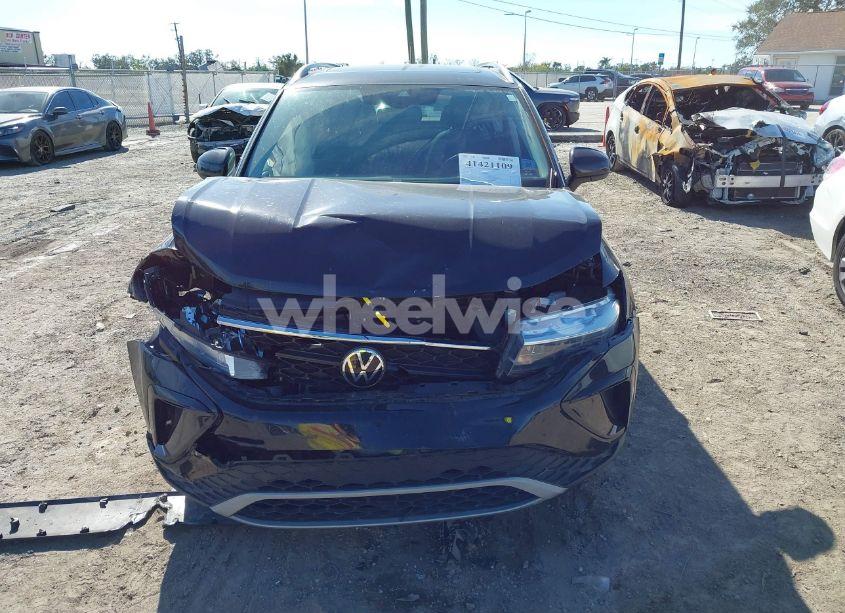 Photo 5 of 2022 Volkswagen Taos 1.5T SE (VIN 3VVLX7B25NM002848)