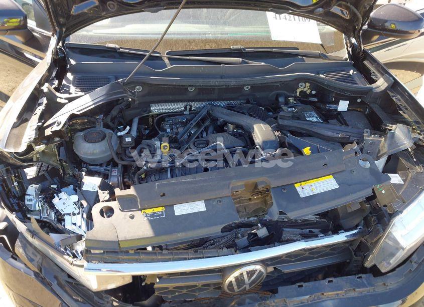 Photo 9 of 2022 Volkswagen Taos 1.5T SE (VIN 3VVLX7B25NM002848)