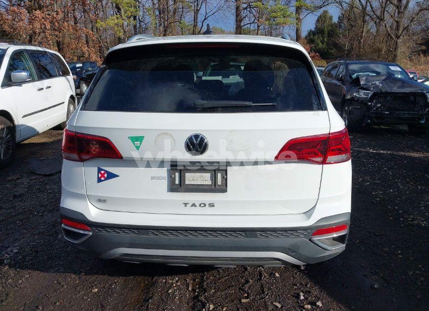 Photo 15 of 2022 Volkswagen Taos 1.5T SE (VIN 3VVLX7B26NM004558)