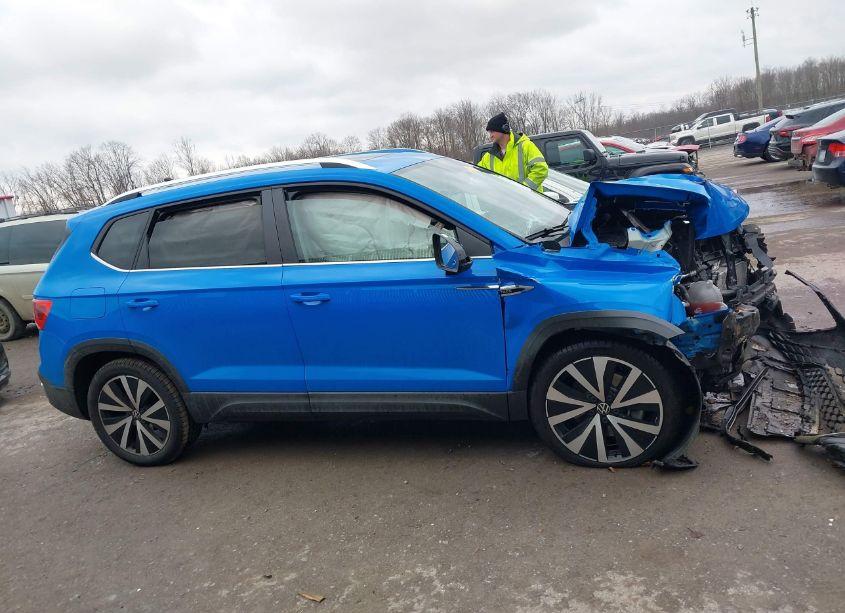 Photo 12 of 2022 Volkswagen Taos 1.5T SE (VIN 3VVLX7B27NM038198)