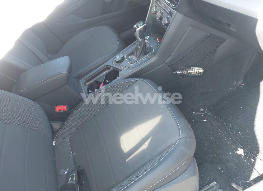 Photo 5 of 2022 Volkswagen Taos 1.5T SE (VIN 3VVLX7B28NM099124)