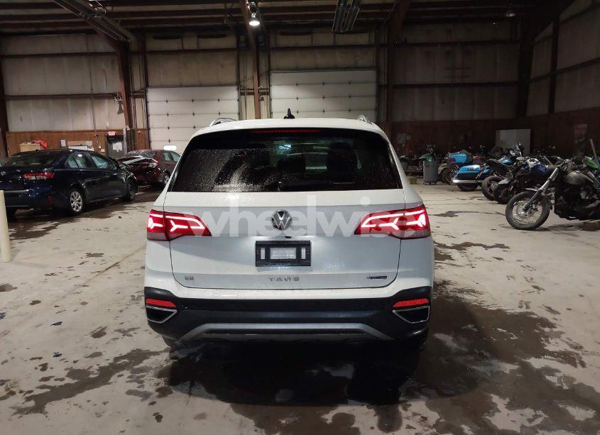 Photo 16 of 2022 Volkswagen Taos 1.5T SE (VIN 3VVLX7B29NM021449)