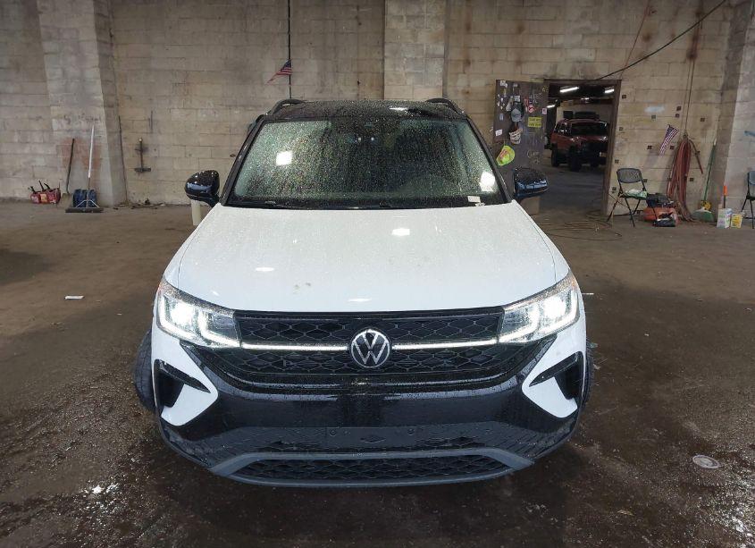 Photo 13 of 2024 Volkswagen Taos 1.5T SE BLACK (VIN 3VVLX7B29RM099798)