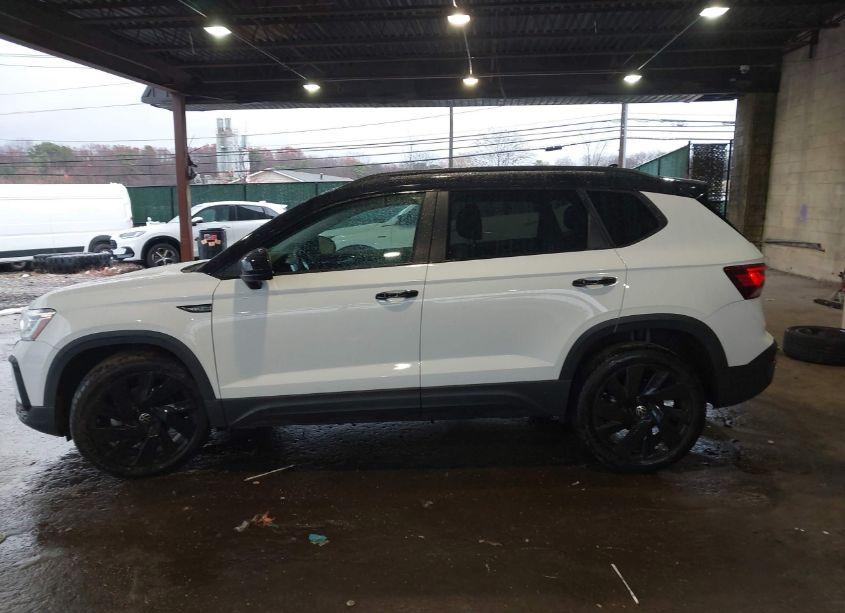 Photo 15 of 2024 Volkswagen Taos 1.5T SE BLACK (VIN 3VVLX7B29RM099798)