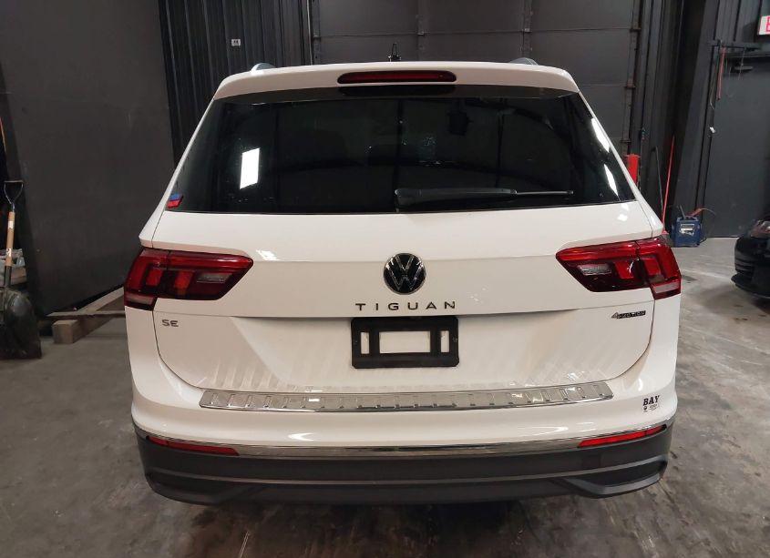 Photo 16 of 2024 Volkswagen Tiguan 2.0T SE/WOLFSBURG EDITION (VIN 3VVMB7AX0RM026819)