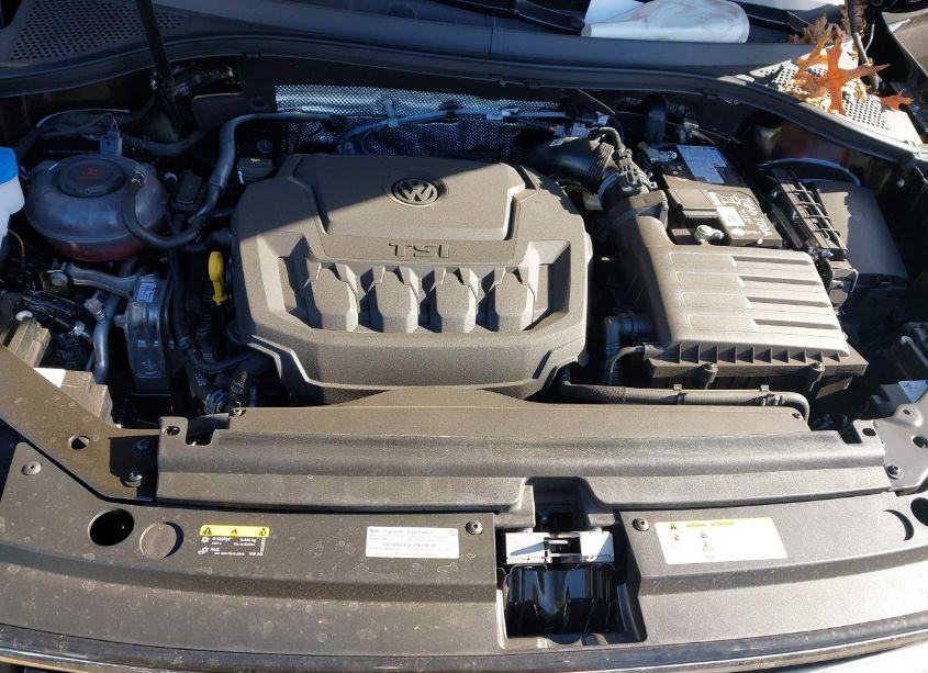 Photo 10 of 2024 Volkswagen Tiguan 2.0T SE/WOLFSBURG EDITION (VIN 3VVMB7AX1RM090867)