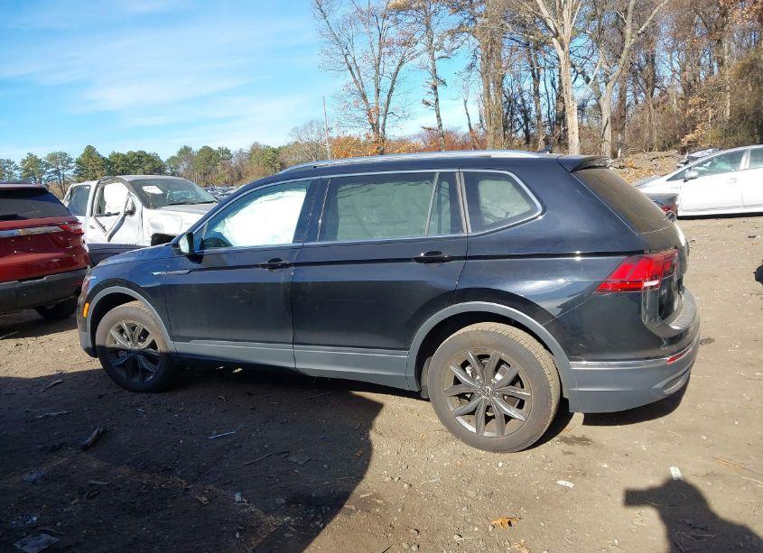 Photo 14 of 2024 Volkswagen Tiguan 2.0T SE/WOLFSBURG EDITION (VIN 3VVMB7AX1RM090867)
