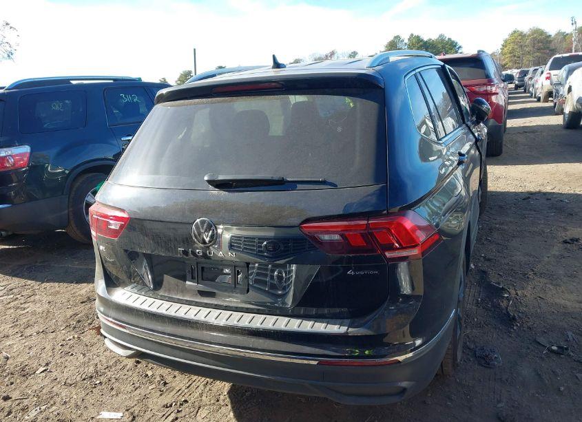Photo 16 of 2024 Volkswagen Tiguan 2.0T SE/WOLFSBURG EDITION (VIN 3VVMB7AX1RM090867)