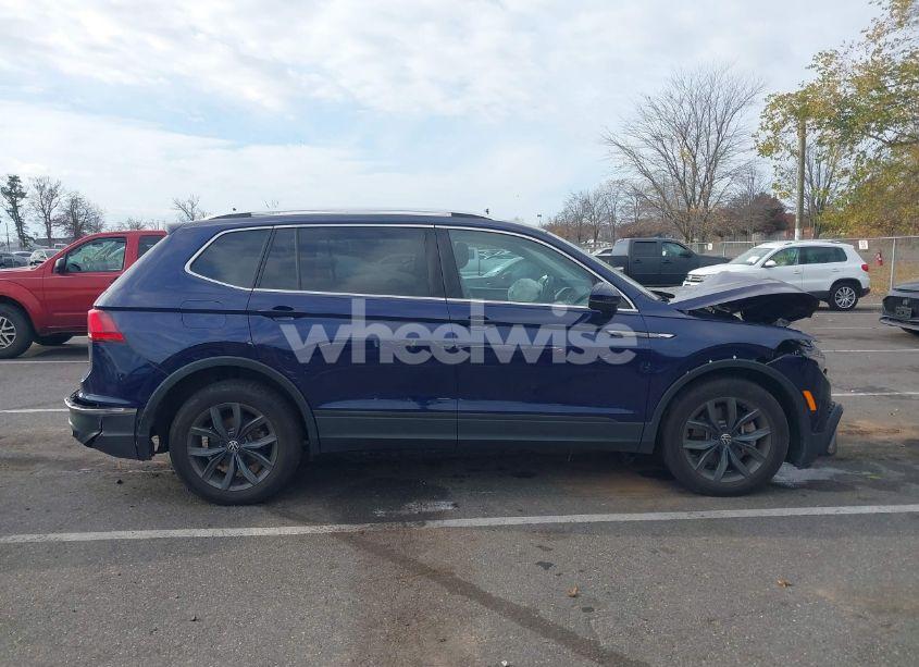 Photo 13 of 2023 Volkswagen Tiguan 2.0T SE (VIN 3VVMB7AX3PM006867)