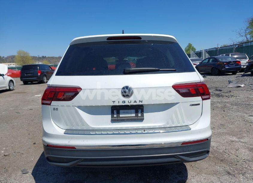 Photo 15 of 2023 Volkswagen Tiguan 2.0T SE (VIN 3VVMB7AX4PM128427)