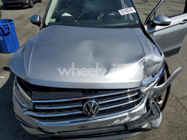 Photo 6 of 2024 VOLKSWAGEN TIGUAN SE (VIN 3VVMB7AX4RM166985)