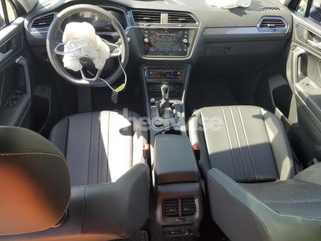 Photo 7 of 2024 VOLKSWAGEN TIGUAN SE (VIN 3VVMB7AX4RM166985)