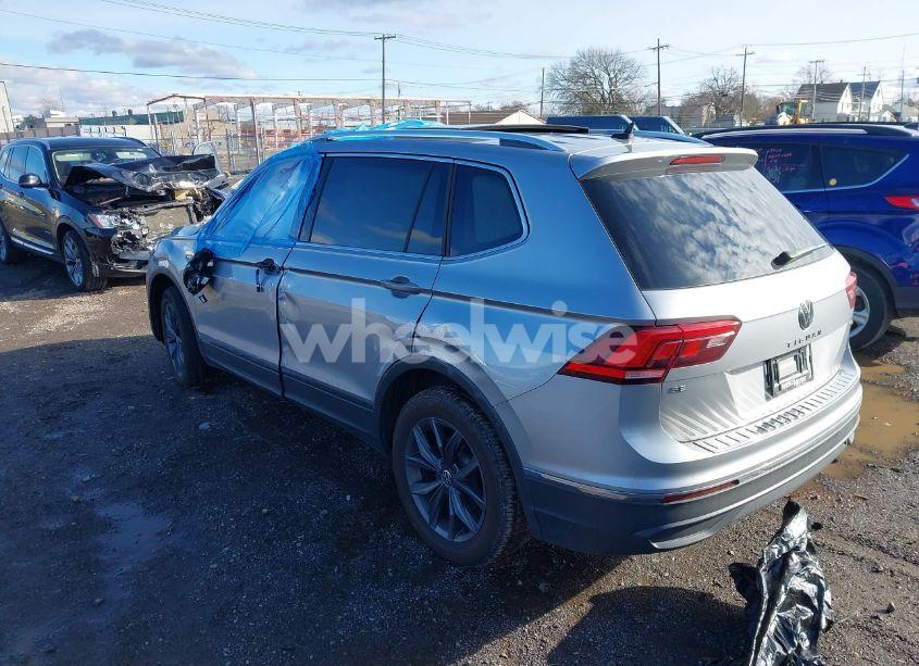 Photo 3 of 2024 Volkswagen Tiguan 2.0T SE/WOLFSBURG EDITION (VIN 3VVMB7AX5RM015041)