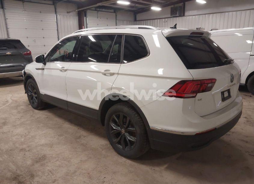 Photo 3 of 2024 Volkswagen Tiguan 2.0T SE/2.0T WOLFSBURG EDITION (VIN 3VVMB7AX6RM135219)