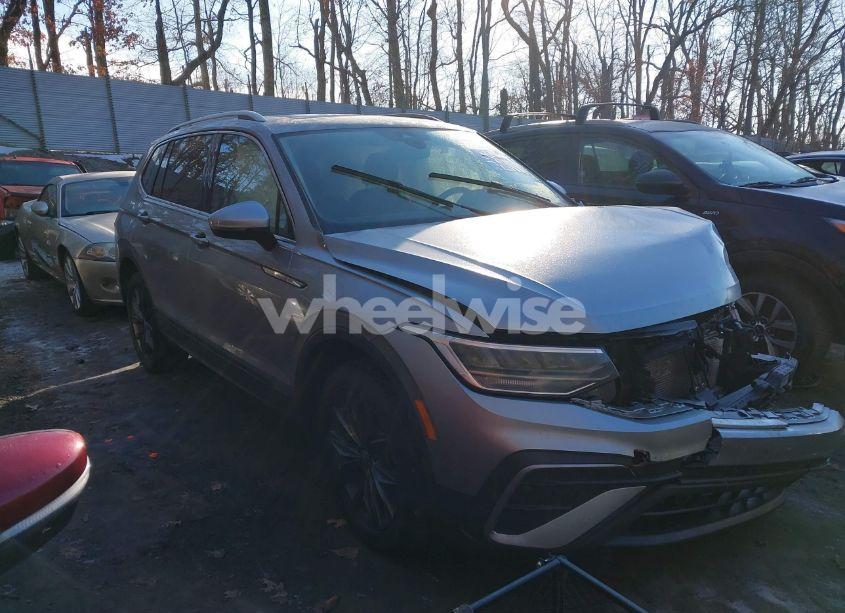 2023 Volkswagen Tiguan 2.0T SE (VIN 3VVMB7AX7PM017807) main photo