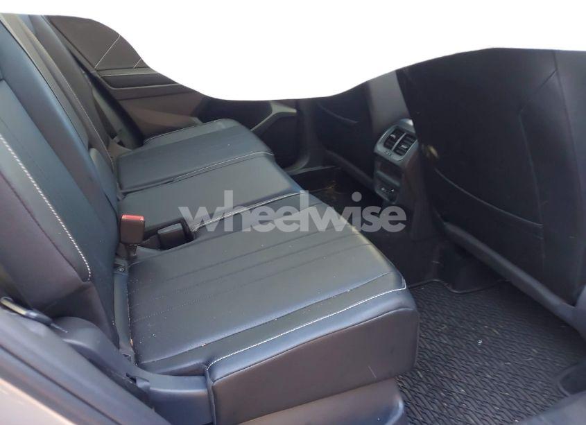 Photo 8 of 2023 Volkswagen Tiguan 2.0T SE (VIN 3VVMB7AX7PM017807)