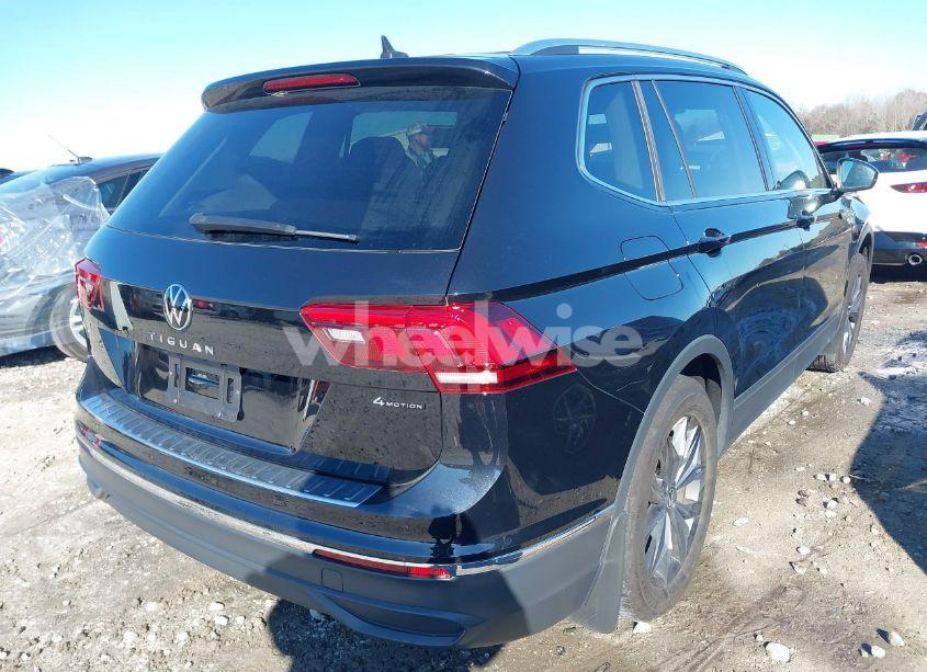 Photo 4 of 2023 Volkswagen Tiguan 2.0T SE (VIN 3VVMB7AX7PM032629)