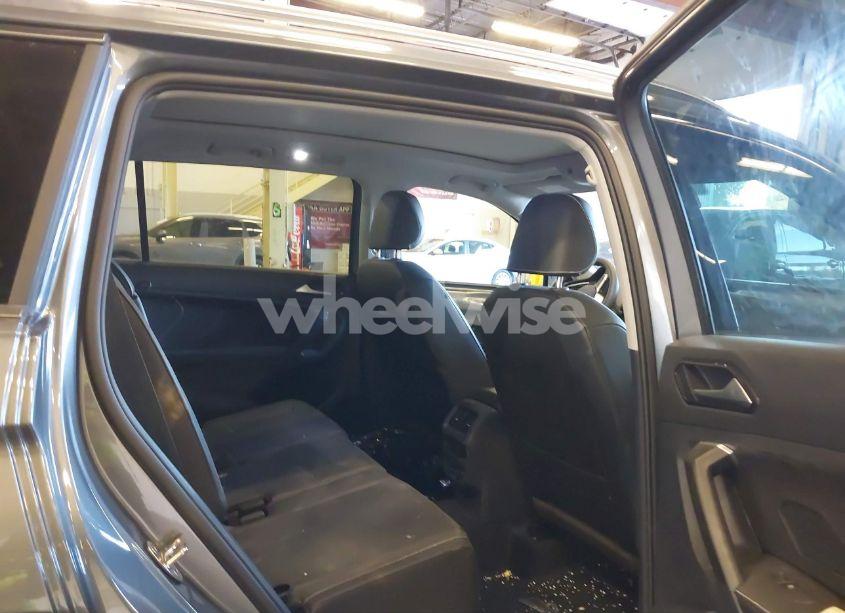 Photo 8 of 2024 Volkswagen Tiguan 2.0T SE (VIN 3VVMB7AX7RM118655)