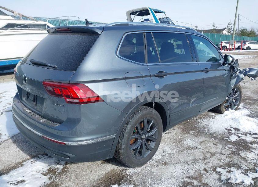 Photo 4 of 2023 Volkswagen Tiguan 2.0T SE (VIN 3VVMB7AXXPM008258)