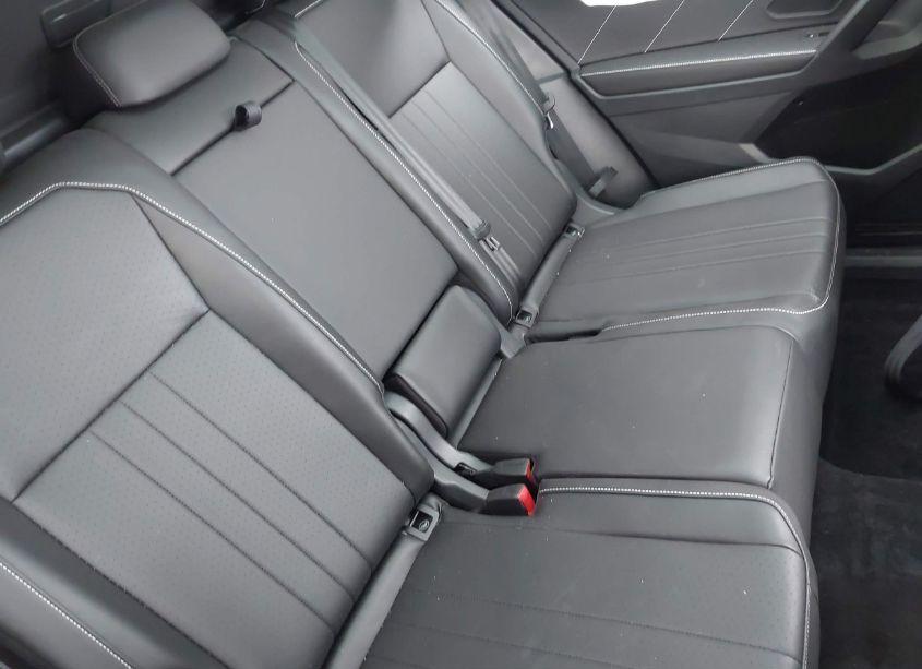 Photo 8 of 2024 Volkswagen Tiguan 2.0T SE/WOLFSBURG EDITION (VIN 3VVMB7AXXRM067202)