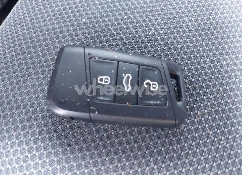 Photo 11 of 2022 Volkswagen Taos 1.5T S (VIN 3VVMX7B21NM055390)