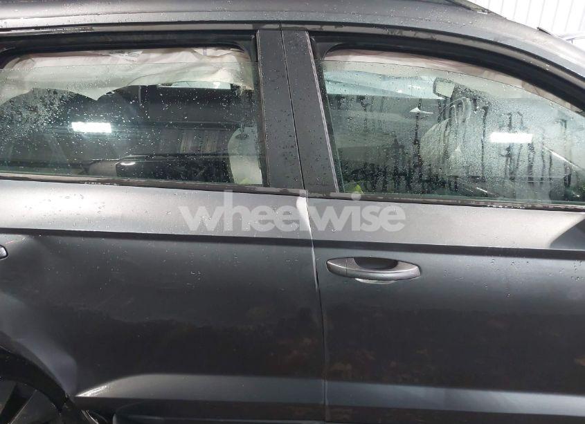 Photo 13 of 2022 Volkswagen Taos 1.5T S (VIN 3VVMX7B25NM025809)